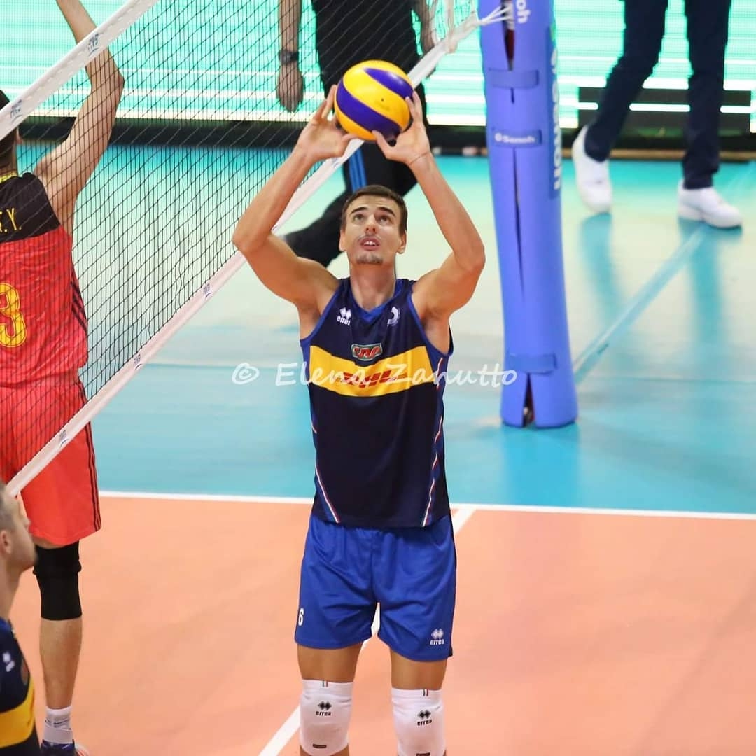 Italvolley in testa al girone