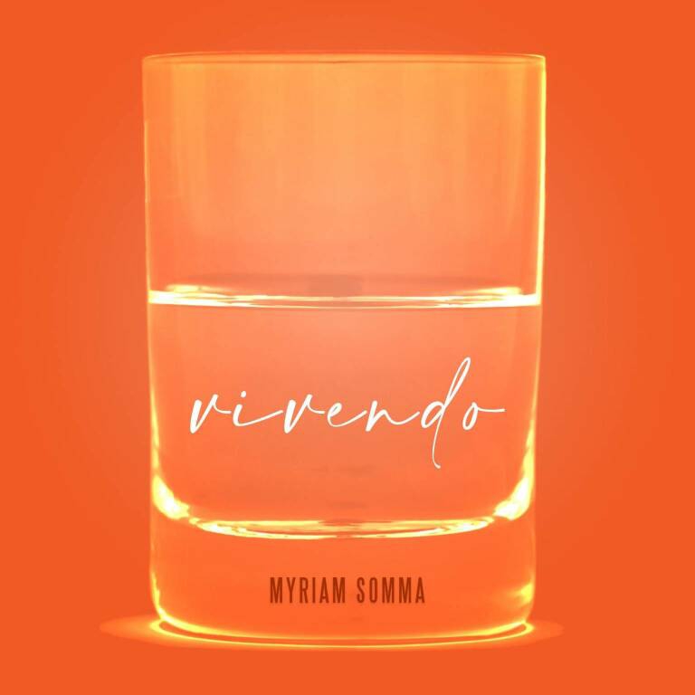 Myriam Somma, Vivendo 