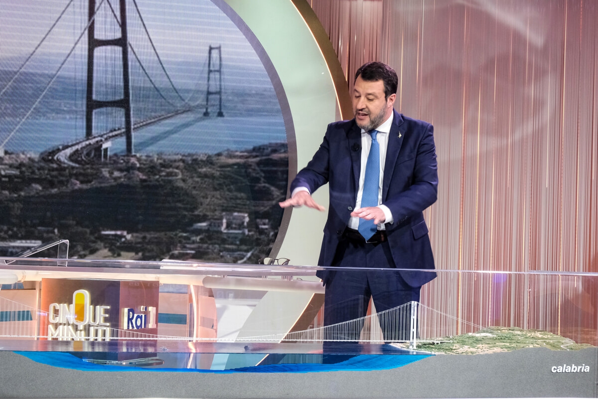 SALVINI : il "pontificato"