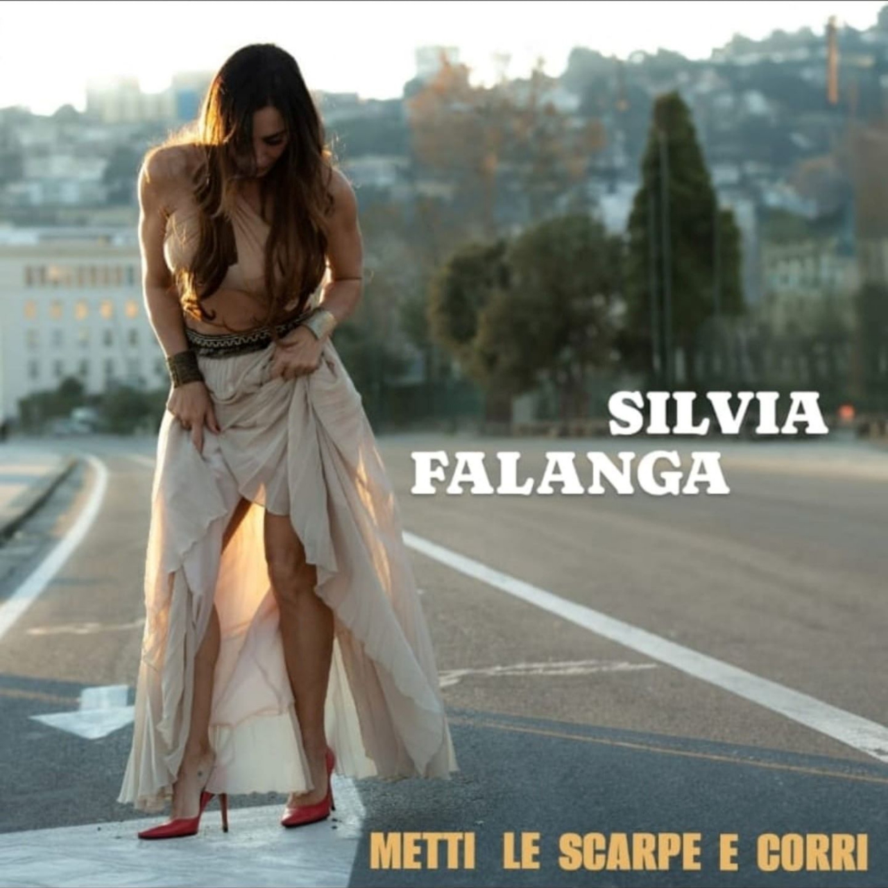Silvia Falanga - Il nuovo brano “Metti le scarpe e corri”