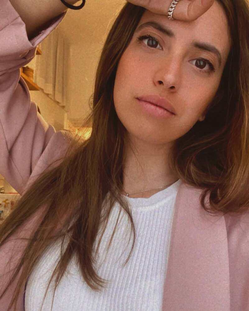 Un disco scritto con le ferite: Lara Serrano e il suo esordio