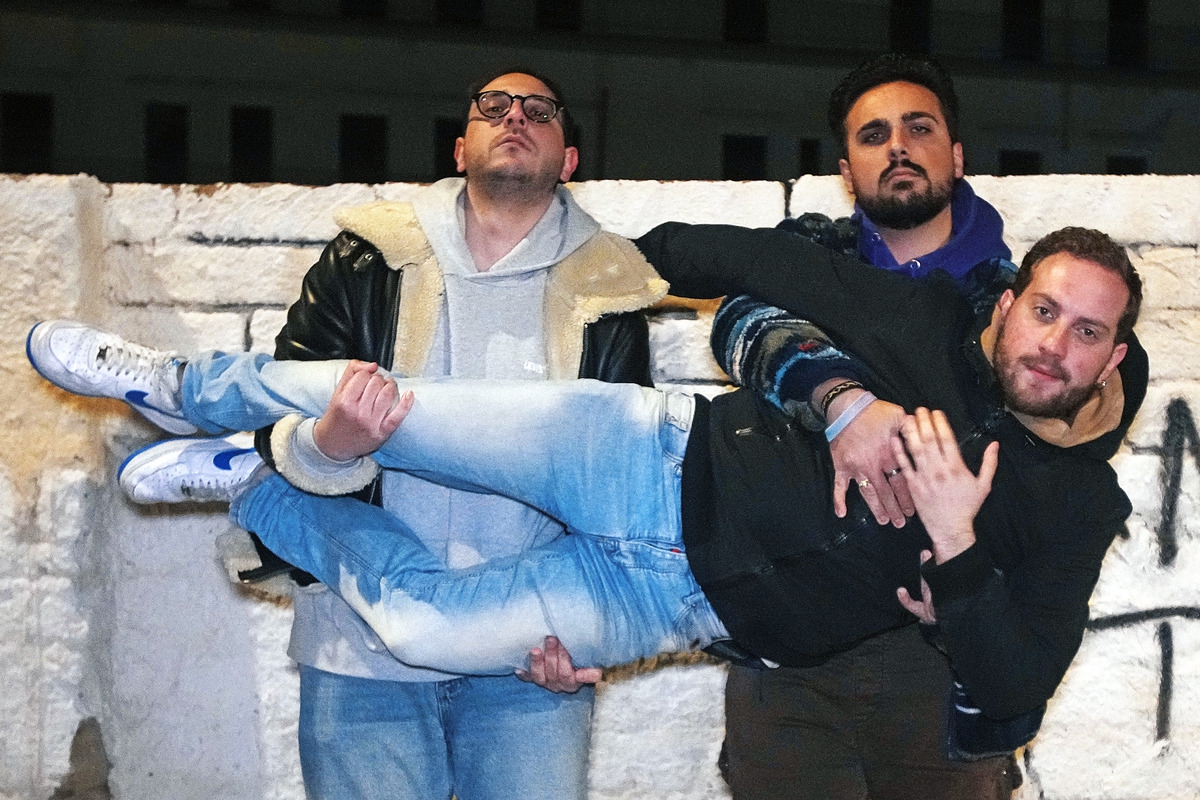 Napoli, un garage e la libertà di ricominciare: la storia di “16m²”, il primo EP dei La Maitresse