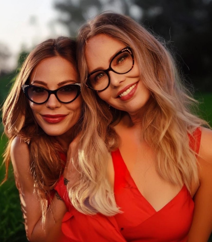 Naike Rivelli feat. Ornella Muti: 5 nuove versioni per "L'Italiano"