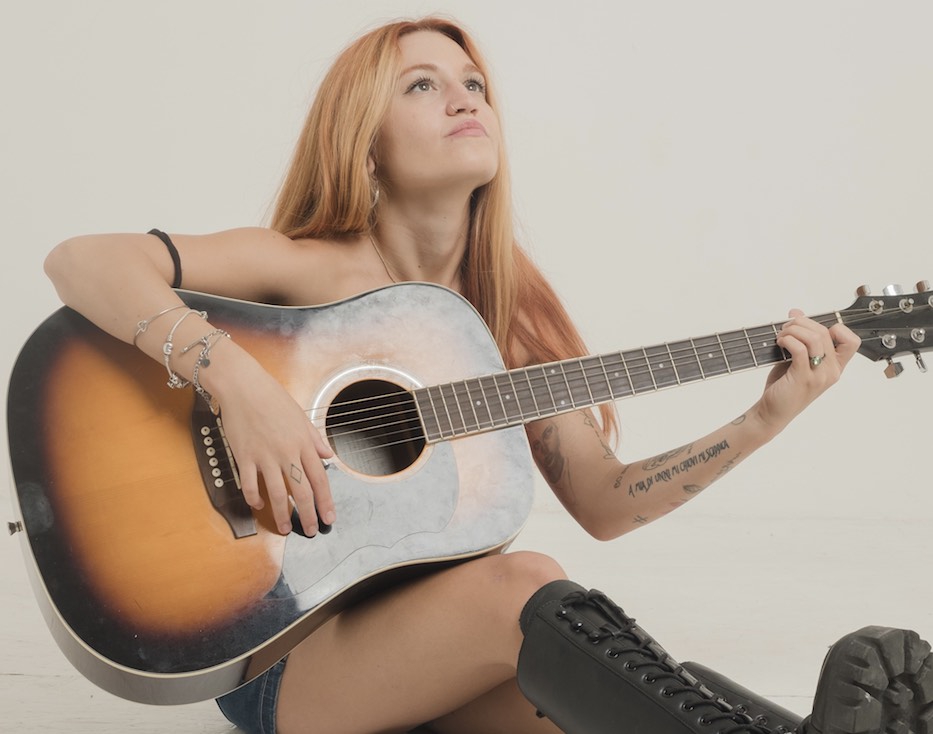 Aissela presenta il suo nuovo singolo che apre una nuova era per l'artista 