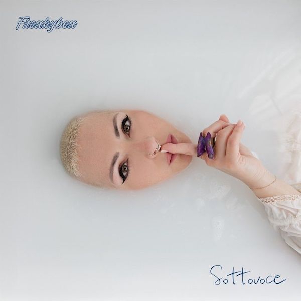 Freakybea: “Sottovoce”