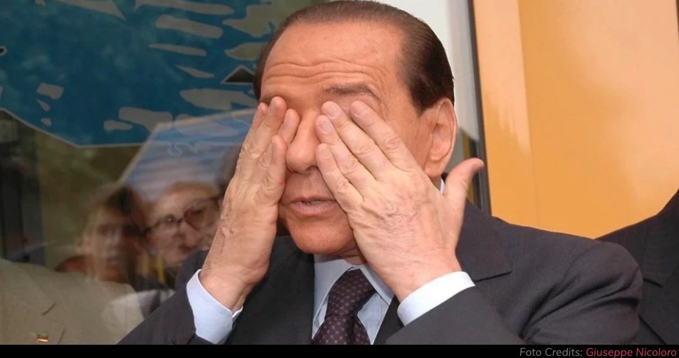Udienza spostata da venerdì a giovedì: Berlusconi costretto ad anticipare il prossimo malore